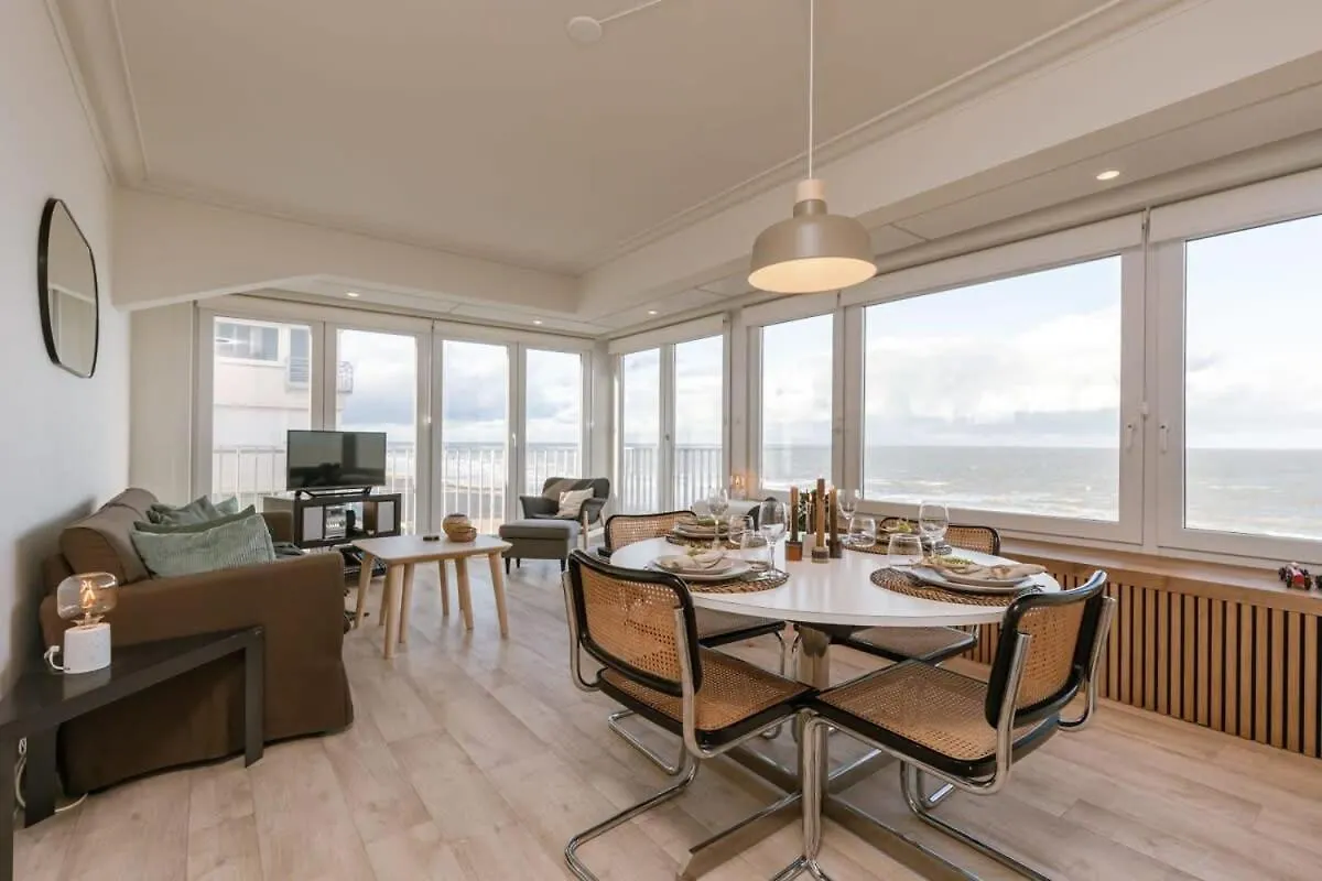 Huswell - Beautiful Seaview Apartment With Private Garage Ostend Belgium